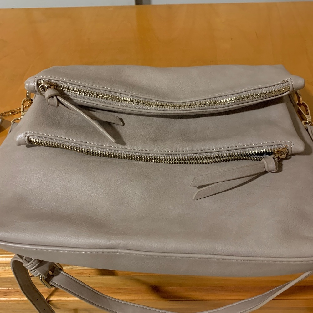 VEGAN‎ MADISON WEST Bag crossbody  or shoulder.